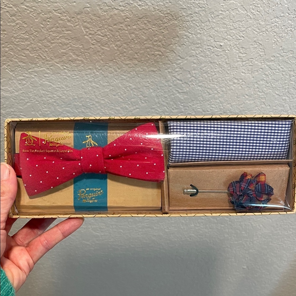 Original Penguin Red and Blue Pocket Square Gift Set